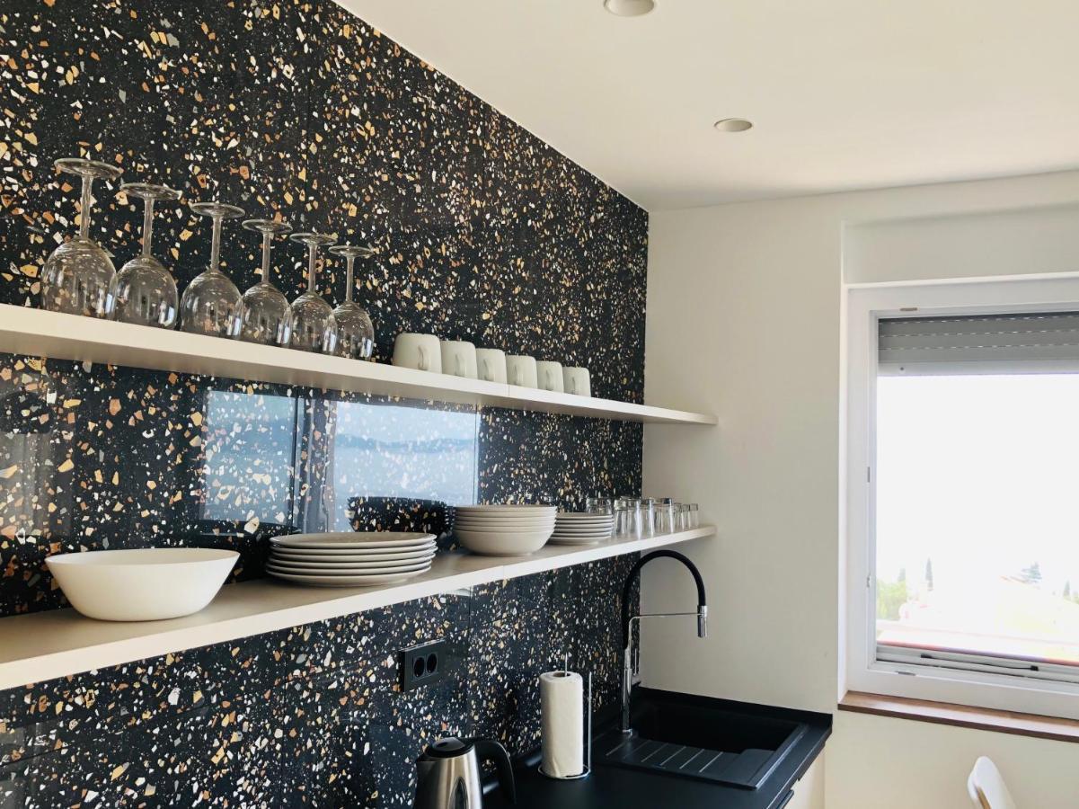 Apartman Meghan Novi Vinodolski Extérieur photo
